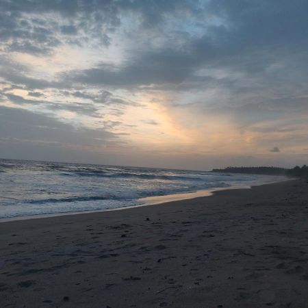 Sunshine Service Villa Kannur Luaran gambar
